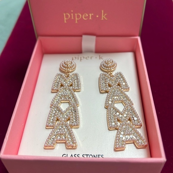 Piper k Glass Stone Dangle MAMA earrings NEW - Picture 1 of 5
